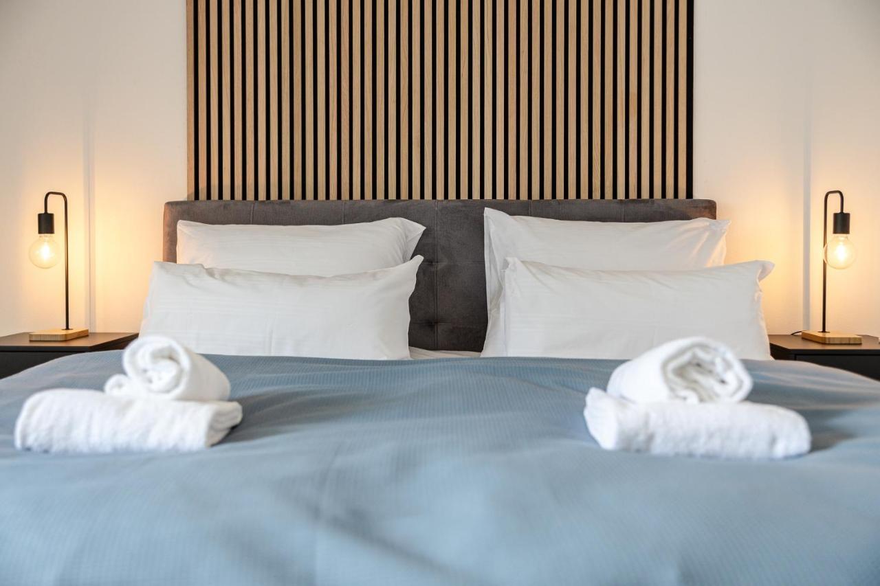 Prime: Design Fur 4 - Zentrale Lage * Munich